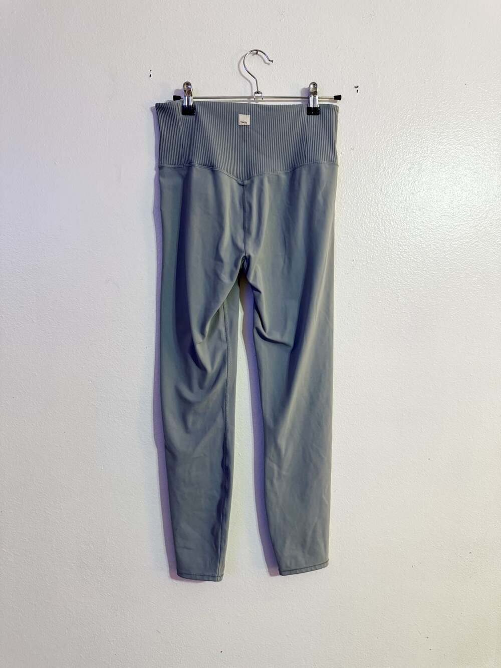 Vuori Performance Ribbed High-Waisted Leggings Style VW428
